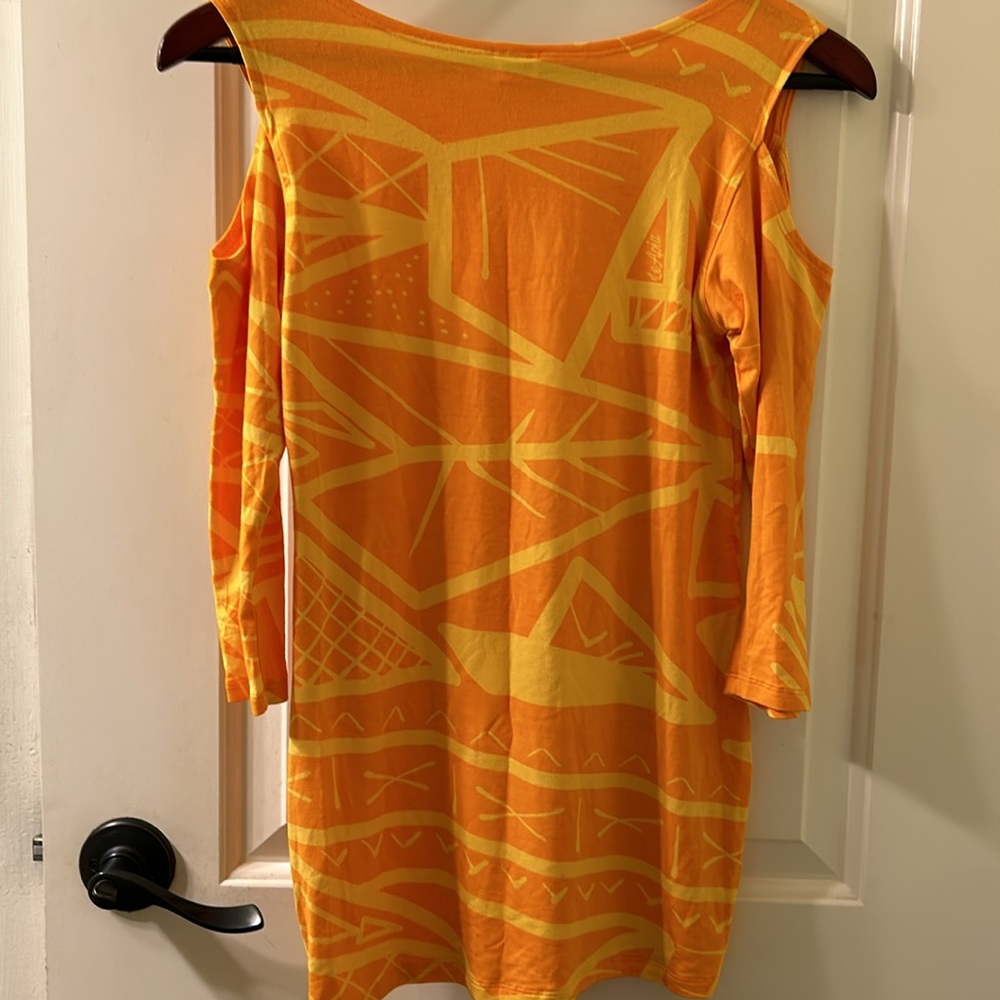 Missing Polynesia Orange Yellow Cold Shoulder Top… - image 5